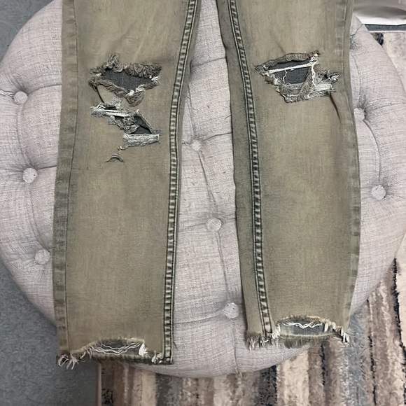 Free People Ankle Cropped Distressed Jean - Picture 7 of 8
